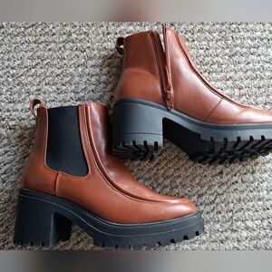 SO Bellota Chelsea Lug Boots